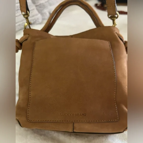 💼 Lucky Brand Suede Leather Small Crossbody Bag (Like New)💼 - Picture 12 of 13